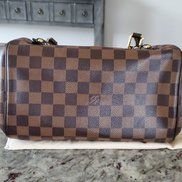 Authentic Louis Vuitton Rivington PM - Picture 5 of 10